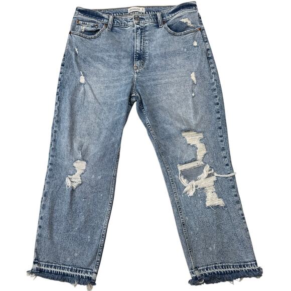 Abercrombie & Fitch Ultra High Rise Light Wash Distressed Cropped Jeans - Picture 2 of 9